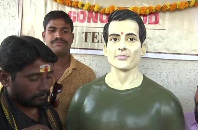 people makes temple on sonu sood