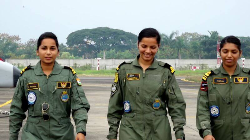 Shivangi Singh first female pilot in Indian Navy