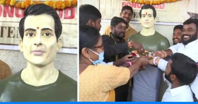 people makes temple on sonu sood