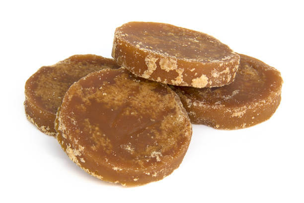 benefits of eating jaggery