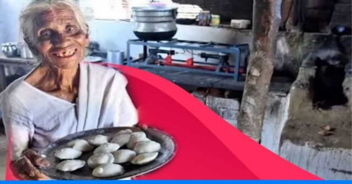 Kamlathal amma serves idli in 1 rupees