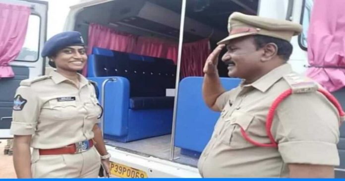 CI father salutes his daughter who becomes DSP