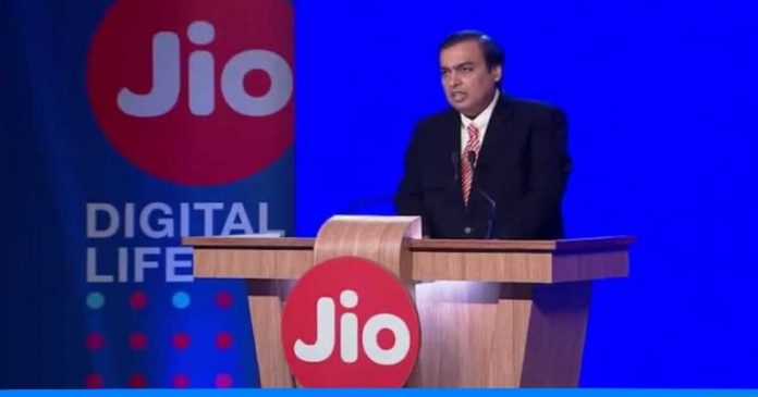 Jio is offering free voice call to other networks from 1 January