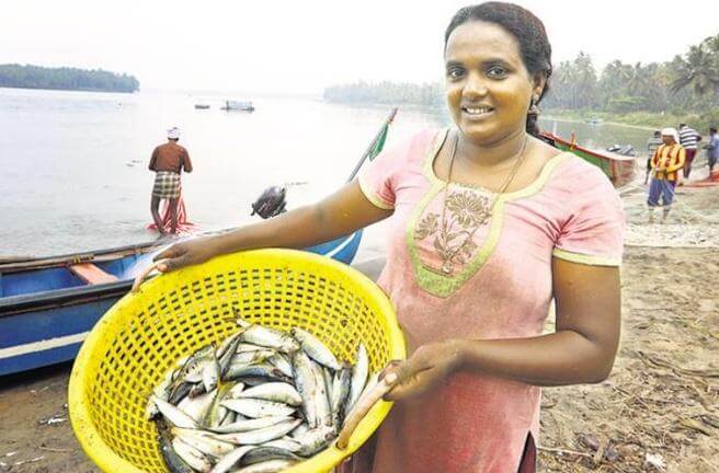 Women with license for fishing
