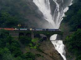    Bharat darshan train 