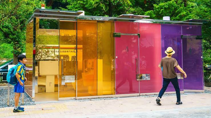 Tokyo transparent public toilets made people afraid