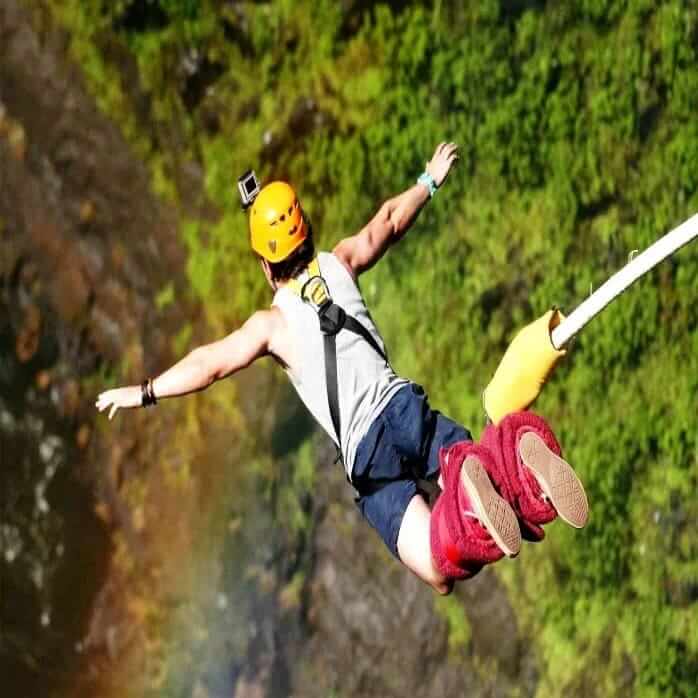 Bunjee jumping