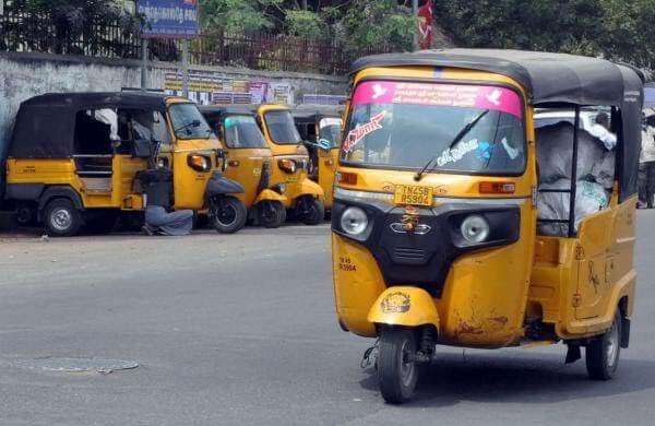 Ex soldier of India is driving auto rickshaw