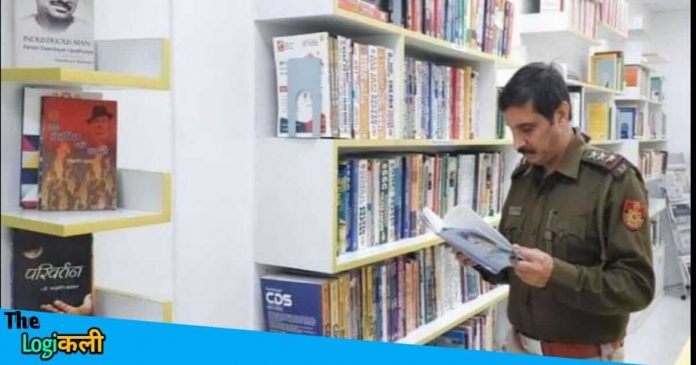 Delhi SHO opens library in police station