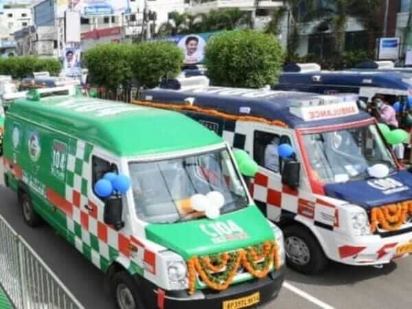 Veer Lakshmi India's first women Ambulance Driver
