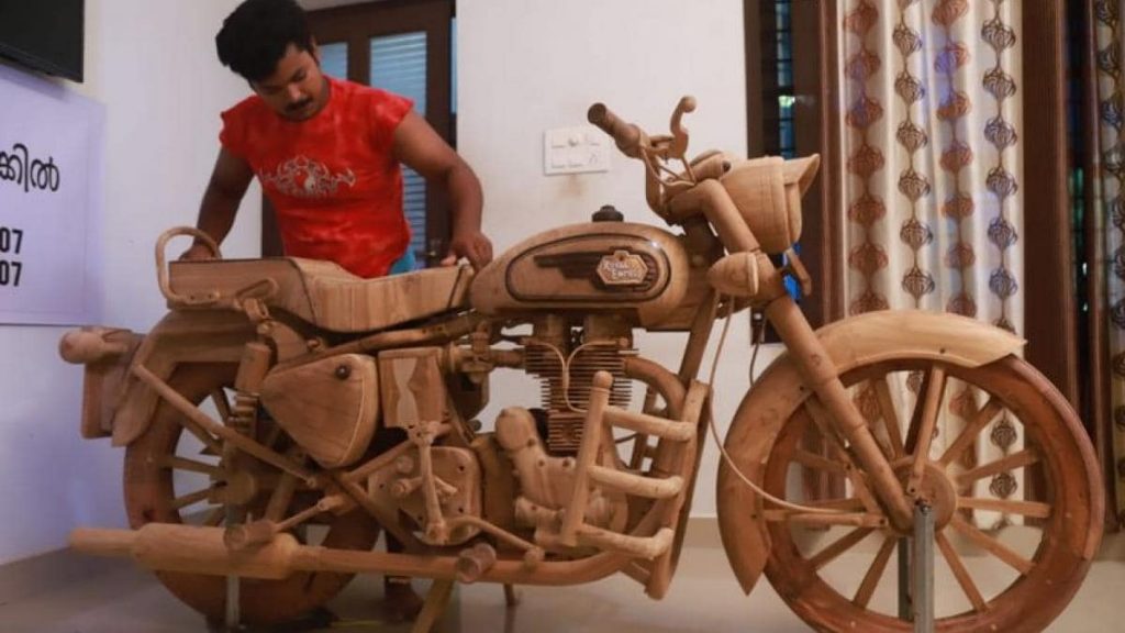 Boy from Kerala makes a bullet bike from woods