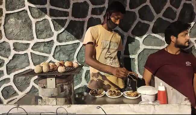 Story of litti chokha becomes viral on social media then Zomato assures to help him