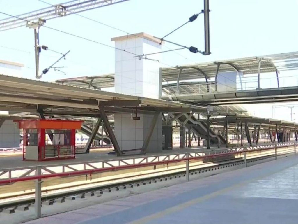 India's First AC Railway Terminal That Will Start Soon Railway Station