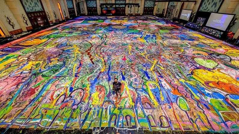 World's largest canvas painting sell in UAE see photos