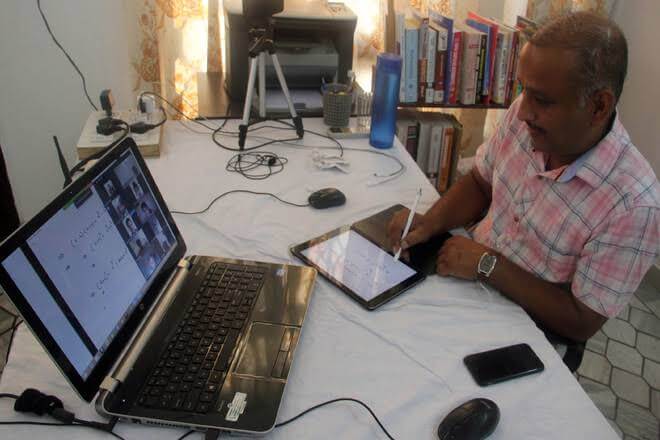 This maths teacher from Punjab is conducting free online classes