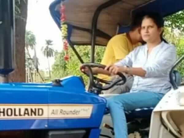 These two daughters starts farming after losing job in Covid and father taught them to drive tractor