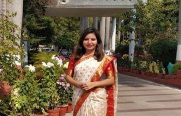 Success story of becoming an IAS officer Prerna Singh