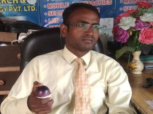 Engineer Dharmendra Kumar invented a bulb to cure diabetes