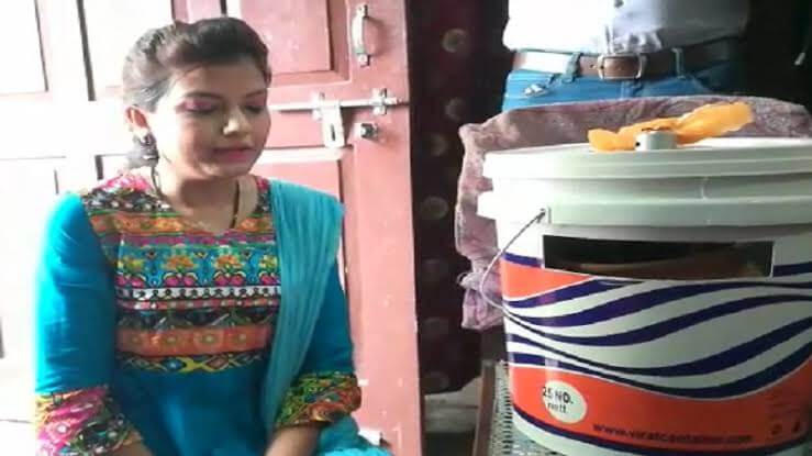Sushmita Sanyal from Bihar makes an Eco Friendly Cooler.