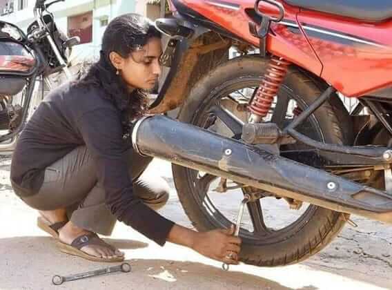 mechanic Revathi from Vishakhapatnam