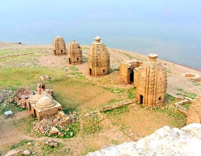 bathu ki ladi temple submerged in water for 8 month of every year, Himachal pradesh