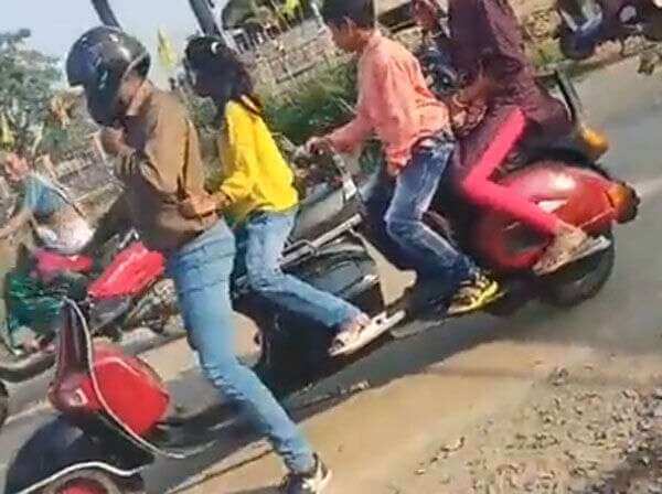 Man joined 2 scooters together through jugad technology viral video