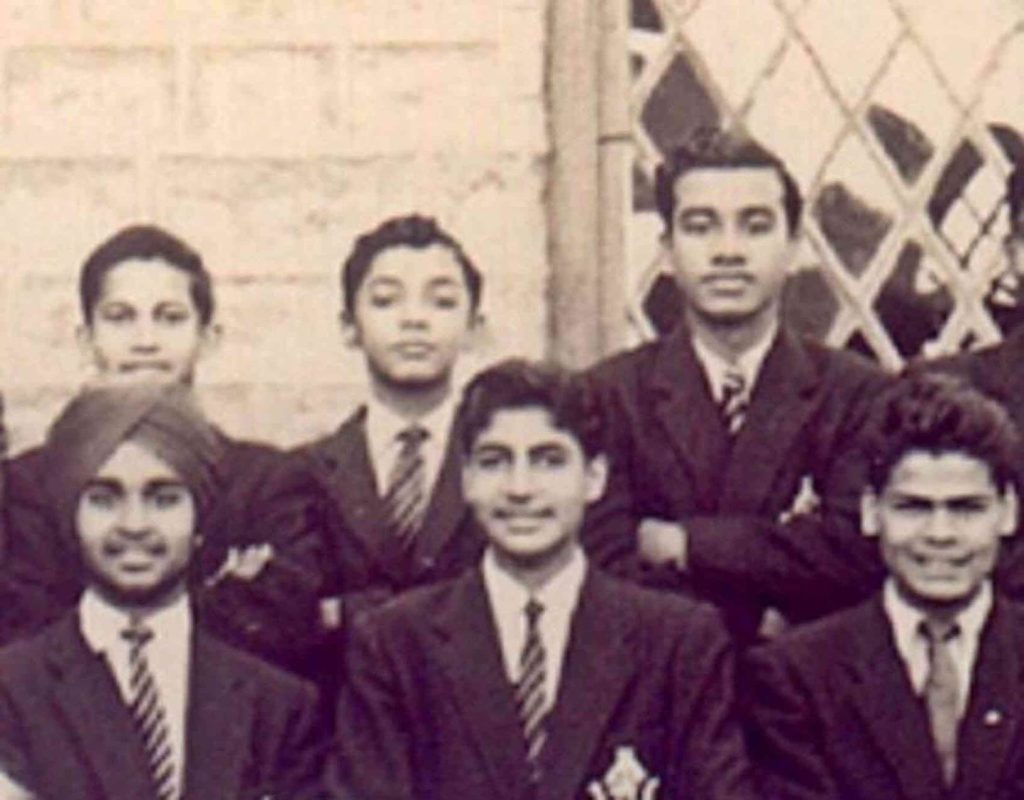 School pictures of Bollywood and Hollywood stars
