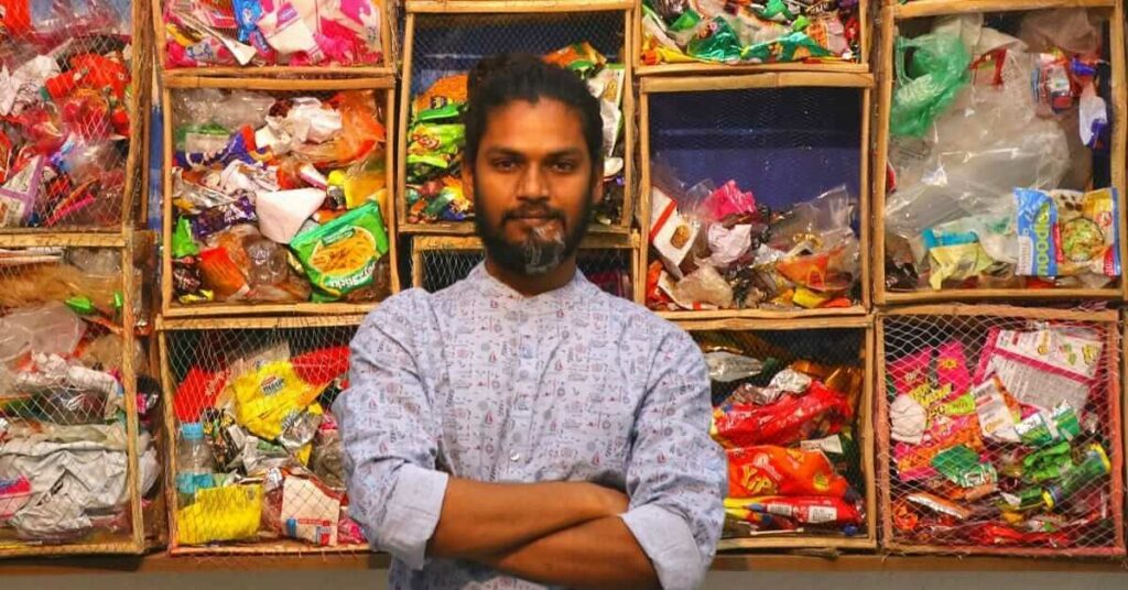 Delhi Artist manveer singh making beautiful art from plastic waste