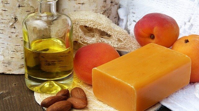 Health benefits of almond oil