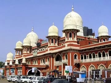 Kanpur Central is a central and junction railway station in the city of kanpur