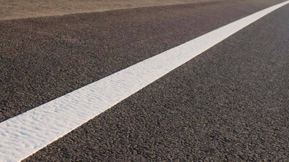 meaning of white line on road