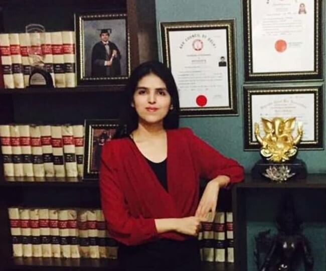 Supreme court advocate Alexandra Venus Bakshi helps Domestic Voilence Victim