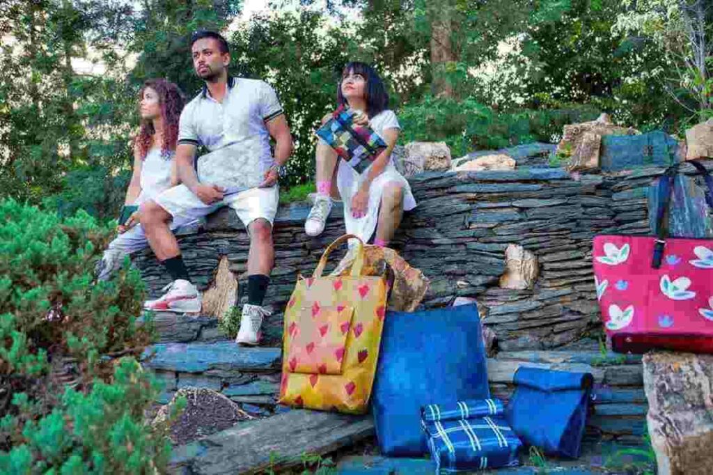 Delhi's Kanika Ahuja makes Bags and Handicrafts from Plastic Waste