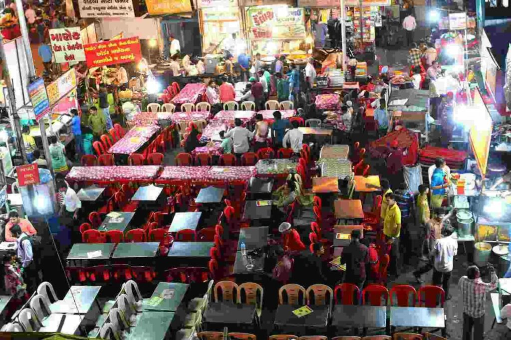 Ratri Market Vadodra