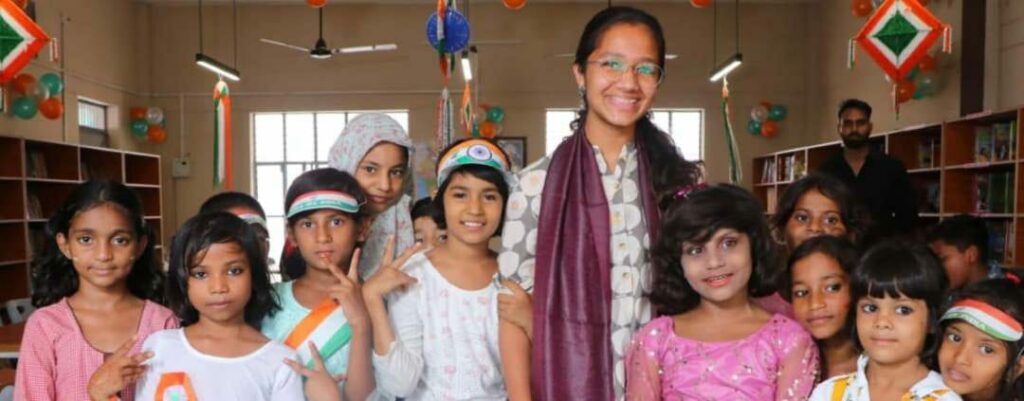 Ishani Agarwal A Class 10th Student Opened A Library For Poor Children By Saving Pocket Money