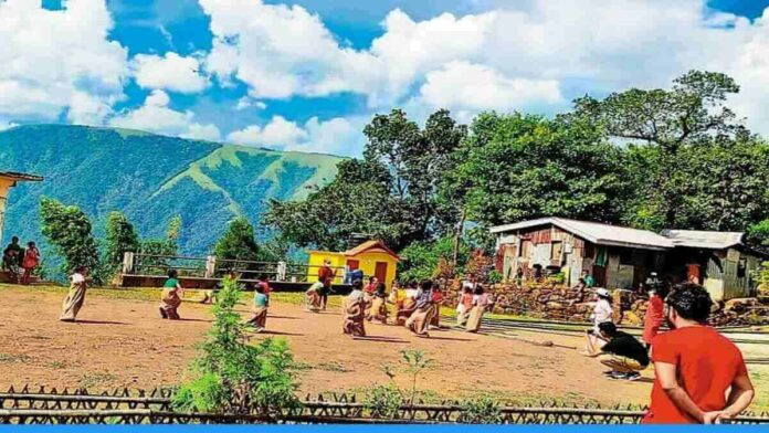 Know about Whistling Village Kongthong of india