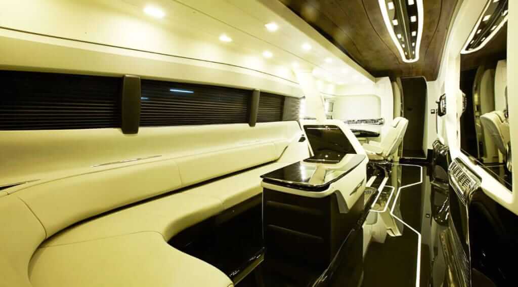 Latest pictures of Shahrukh khan luxurious Vanity van Volvo BR9